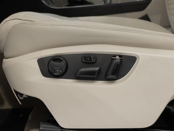Volkswagen Touareg II с пробегом 2014 года, цена 3 100 000 рублей, 168980 км, внедорожник, Автокод Объявления