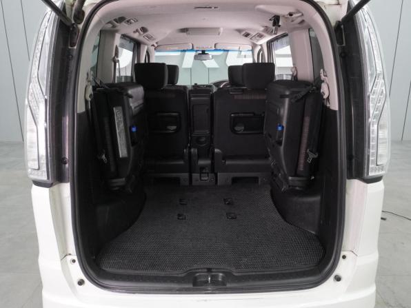 Nissan Serena IV (C26) с пробегом 2014 года, цена 1 449 000 рублей, 200757 км, минивэн, Автокод Объявления