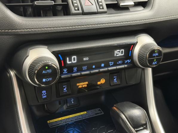 Toyota RAV4 V (XA50) с пробегом 2020 года, цена 2 821 000 рублей, 179694 км, внедорожник, Автокод Объявления
