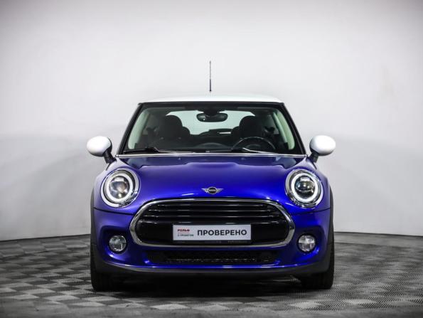 Mini Hatch III (F55/F56) Рестайлинг с пробегом 2018 года, цена 2 129 000 рублей, 60000 км, хэтчбек, Автокод Объявления