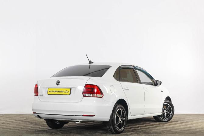 Volkswagen Polo V Рестайлинг с пробегом 2017 года, цена 1 369 000 рублей, 80000 км, седан, Автокод Объявления