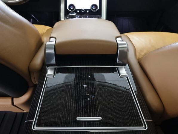 Land Rover Range Rover IV Рестайлинг с пробегом 2018 года, цена 6 750 000 рублей, 152783 км, внедорожник, Автокод Объявления