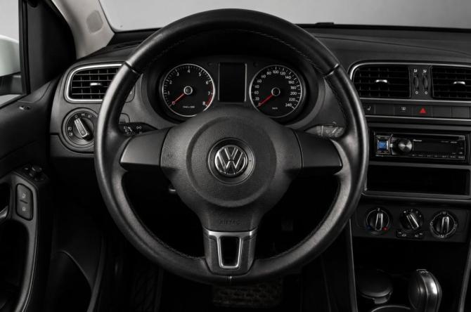 Volkswagen Polo V с пробегом 2012 года, цена 949 000 рублей, 61000 км, хэтчбек, Автокод Объявления