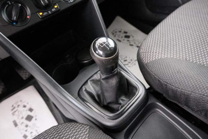 Volkswagen Polo V Рестайлинг с пробегом 2018 года, цена 769 000 рублей, 301868 км, седан, Автокод Объявления