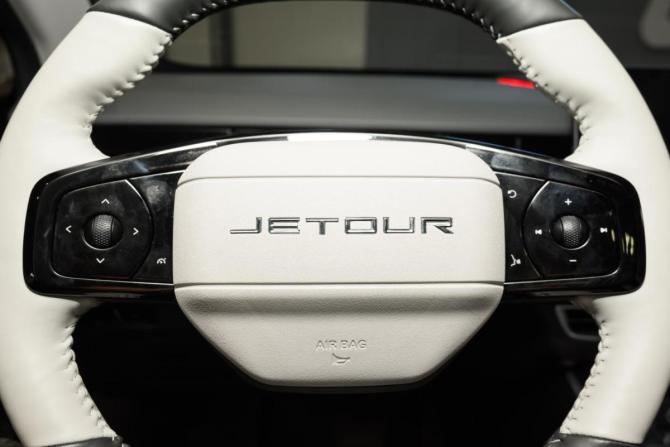 JETOUR DASHING I с пробегом 2024 года, цена 2 450 000 рублей, 2917 км, внедорожник, Автокод Объявления