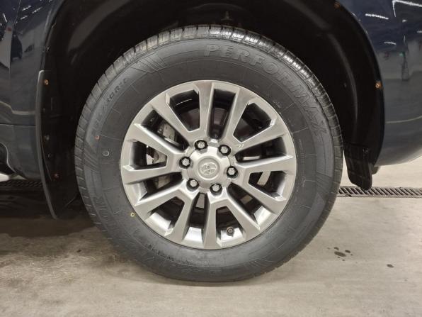 Toyota Land Cruiser Prado 150 Series Рестайлинг 2 с пробегом 2018 года, цена 5 910 000 рублей, 85243 км, внедорожник, Автокод Объявления