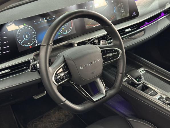 Chery Arrizo 8 с пробегом 2023 года, цена 1 970 000 рублей, 31008 км, седан, Автокод Объявления