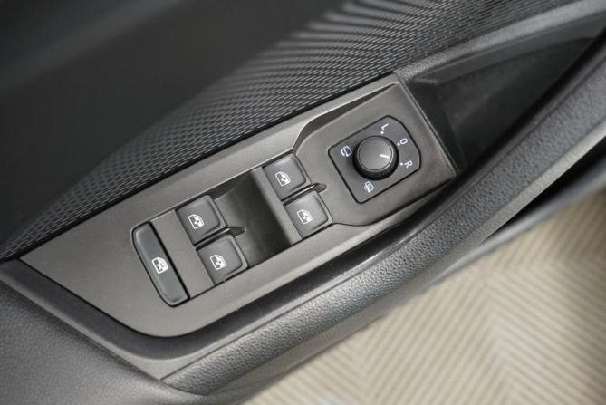 Skoda Octavia IV (A8) с пробегом 2021 года, цена 2 299 000 рублей, 113000 км, лифтбек, Автокод Объявления