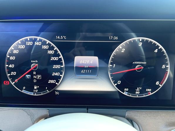 Mercedes-Benz E-Класс V (W213 S213 C238) с пробегом 2018 года, цена 4 350 000 рублей, 62111 км, седан, Автокод Объявления