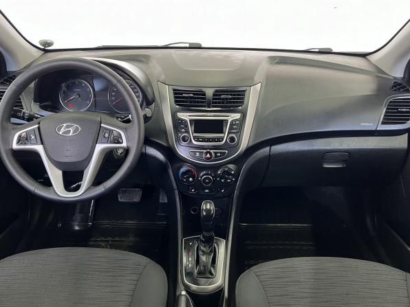 Hyundai Solaris I Рестайлинг с пробегом 2015 года, цена 899 000 рублей, 140554 км, седан, Автокод Объявления