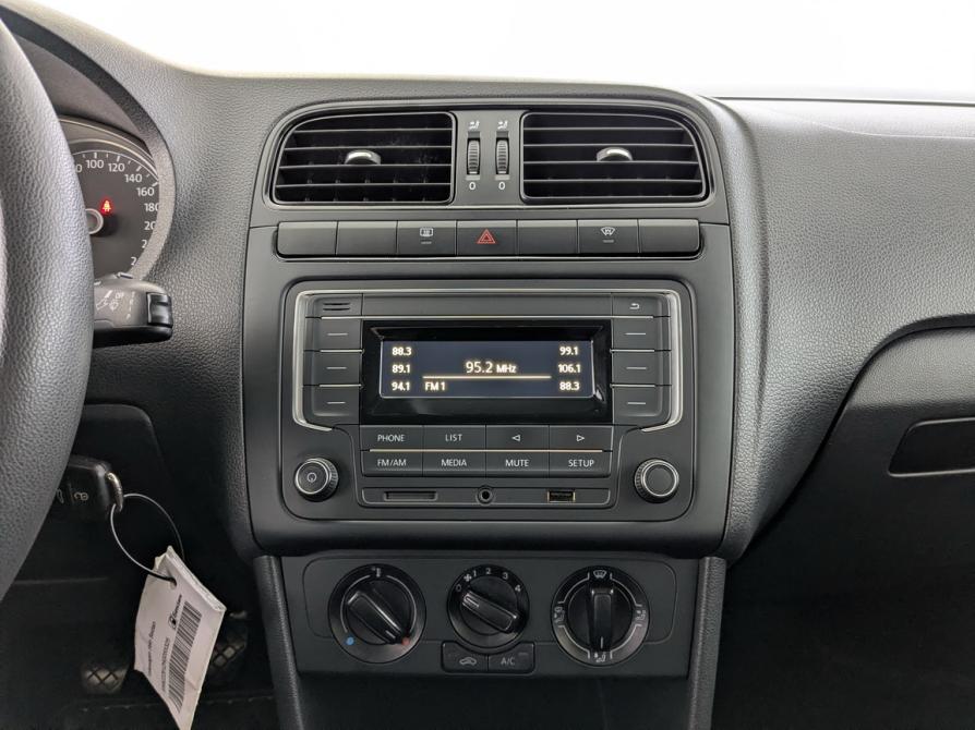 Volkswagen Polo V Рестайлинг Москва  - изображение 25