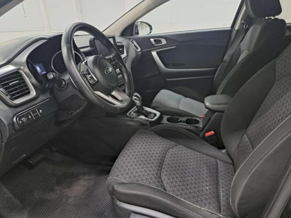 Kia Ceed III с пробегом 2018 года, цена 1 599 000 рублей, 113276 км, хэтчбек, Автокод Объявления
