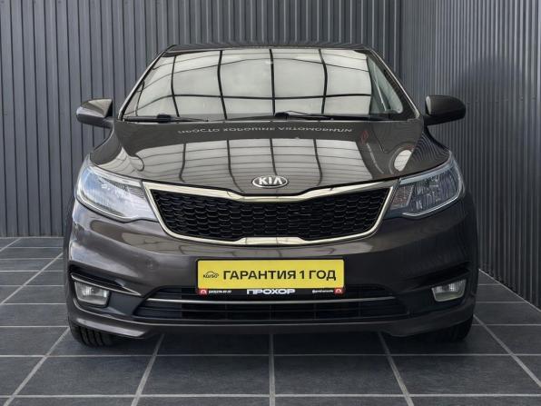 Kia Rio III Рестайлинг с пробегом 2016 года, цена 997 000 рублей, 201693 км, седан, Автокод Объявления