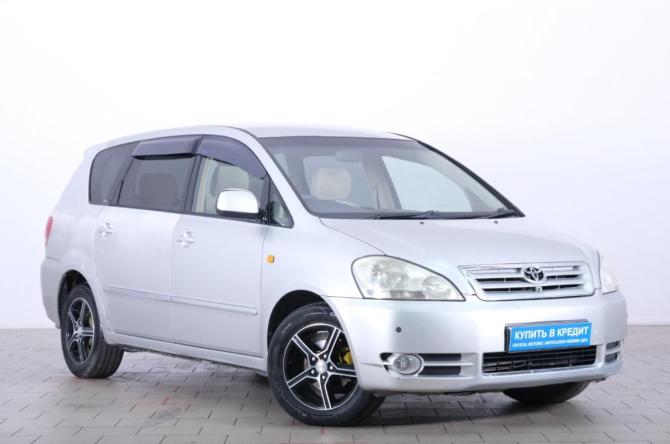 Toyota Ipsum II (M20) с пробегом 2003 года, цена 739 000 рублей, 229740 км, компактвэн, Автокод Объявления