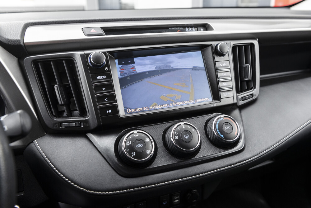 Toyota RAV4 IV (XA40) Рестайлинг Казань  - изображение 16