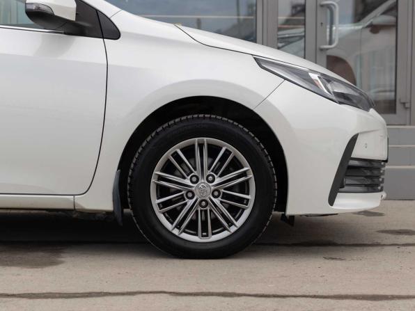 Toyota Corolla XI (E160 E170 E180) Рестайлинг 1 с пробегом 2018 года, цена 1 590 000 рублей, 83358 км, седан, Автокод Объявления