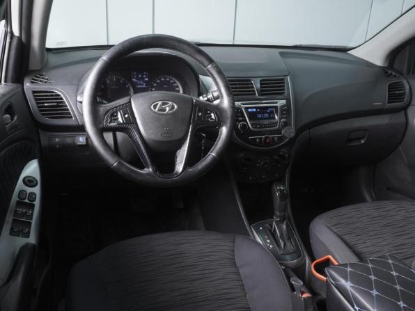 Hyundai Solaris I Рестайлинг с пробегом 2015 года, цена 880 000 рублей, 266020 км, седан, Автокод Объявления