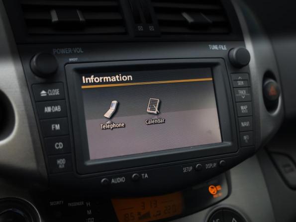 Toyota RAV4 III (XA30) Рестайлинг с пробегом 2012 года, цена 1 299 777 рублей, 210223 км, внедорожник, Автокод Объявления