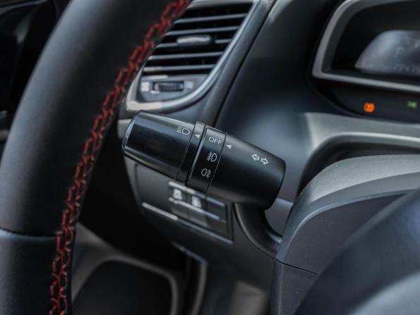 Mazda 3 III (BM) с пробегом 2013 года, цена 850 000 рублей, 194791 км, хэтчбек, Автокод Объявления