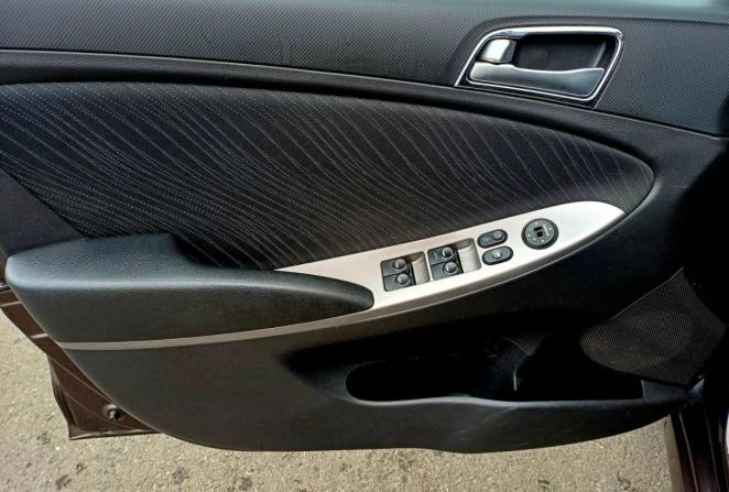 Hyundai Solaris I с пробегом 2014 года, цена 1 000 000 рублей, 157943 км, седан, Автокод Объявления