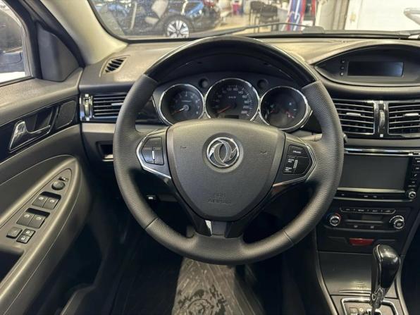 Dongfeng S30 с пробегом 2015 года, цена 601 000 рублей, 130000 км, седан, Автокод Объявления