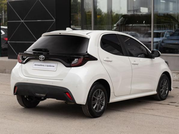 Toyota Yaris IV с пробегом 2020 года, цена 1 210 000 рублей, 105296 км, хэтчбек, Автокод Объявления