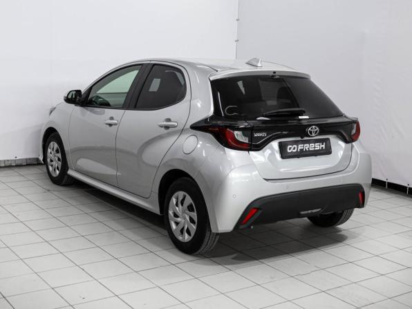 Toyota Yaris IV с пробегом 2020 года, цена 1 279 000 рублей, 80496 км, хэтчбек, Автокод Объявления