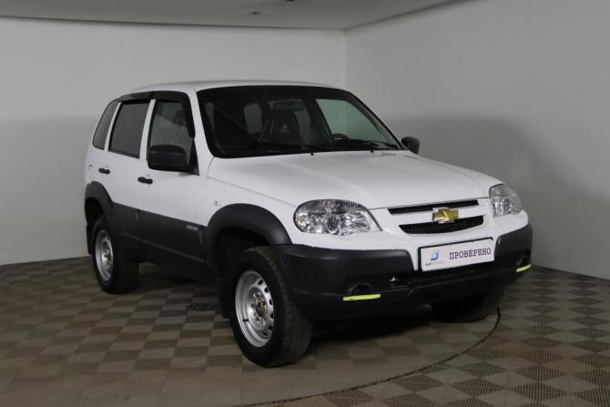 Chevrolet Niva I Рестайлинг с пробегом 2017 года, цена 789 990 рублей, 80436 км, внедорожник, Автокод Объявления