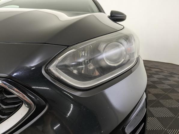 Kia Ceed III с пробегом 2018 года, цена 1 500 000 рублей, 128145 км, хэтчбек, Автокод Объявления
