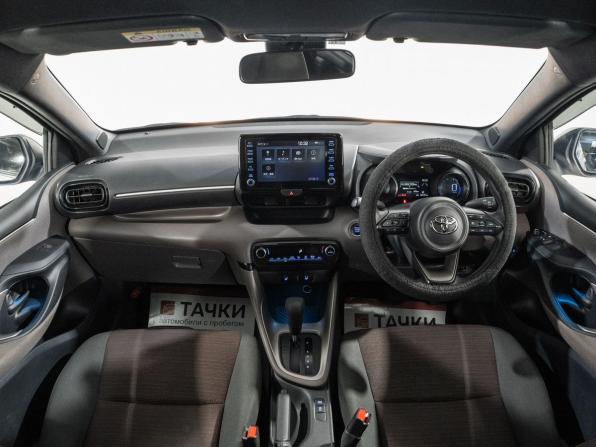 Toyota Yaris III Рестайлинг 2 с пробегом 2020 года, цена 1 475 000 рублей, 60139 км, хэтчбек, Автокод Объявления