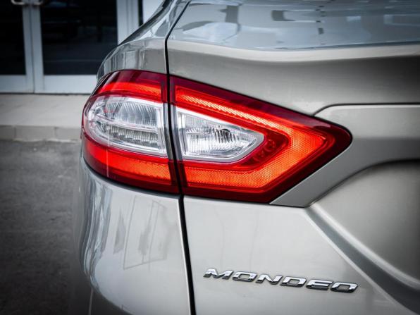 Ford Mondeo V с пробегом 2015 года, цена 1 415 000 рублей, 192024 км, седан, Автокод Объявления