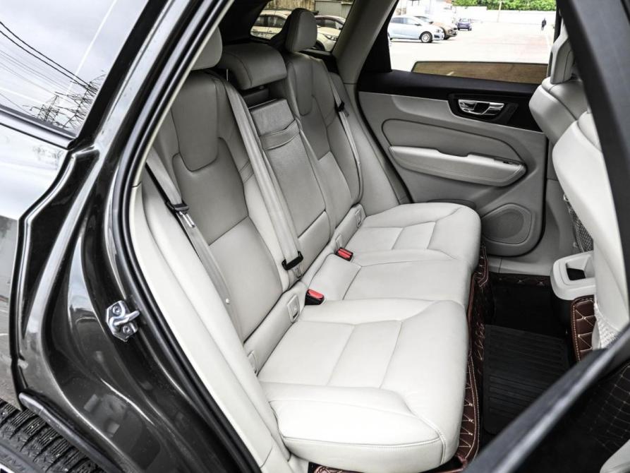 Volvo XC60 II Новороссийск  - изображение 9