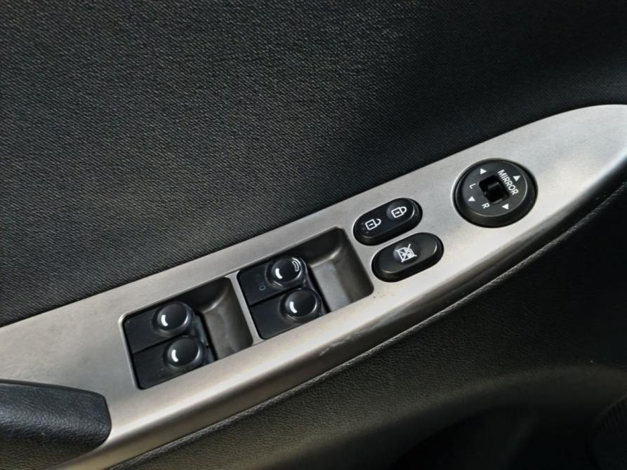 Hyundai Solaris I Рестайлинг Курск  - изображение 15