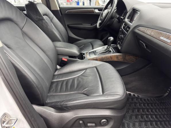 Audi Q5 I (8R) с пробегом 2010 года, цена 1 569 000 рублей, 130090 км, внедорожник, Автокод Объявления