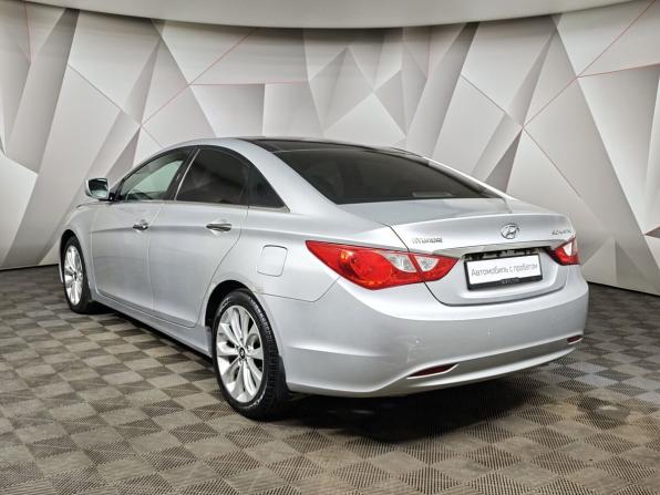 Hyundai Sonata VI (YF) с пробегом 2011 года, цена 925 000 рублей, 191115 км, седан, Автокод Объявления