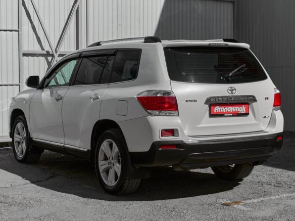 Toyota Highlander II (XU40) Рестайлинг с пробегом 2011 года, цена 2 050 000 рублей, 161592 км, внедорожник, Автокод Объявления