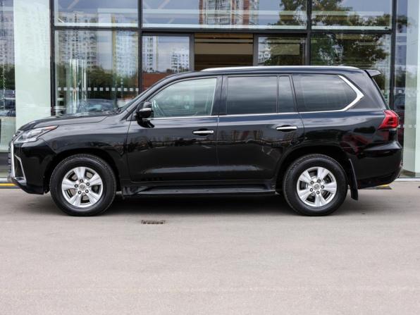 Lexus LX III Рестайлинг 2 с пробегом 2016 года, цена 5 398 000 рублей, 213670 км, внедорожник, Автокод Объявления