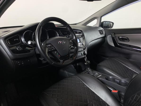 Kia Ceed II с пробегом 2013 года, цена 1 199 000 рублей, 155804 км, хэтчбек, Автокод Объявления