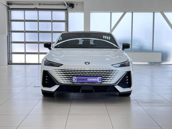 Changan UNI-V I с пробегом 2023 года, цена 2 130 000 рублей, 40544 км, лифтбек, Автокод Объявления