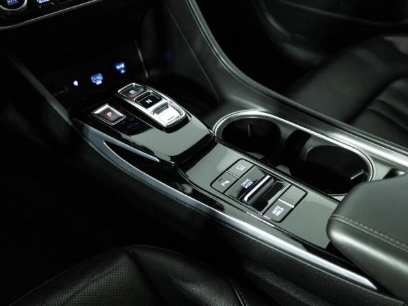 Hyundai Sonata VIII (DN8) с пробегом 2023 года, цена 2 704 823 рубля, 41183 км, седан, Автокод Объявления