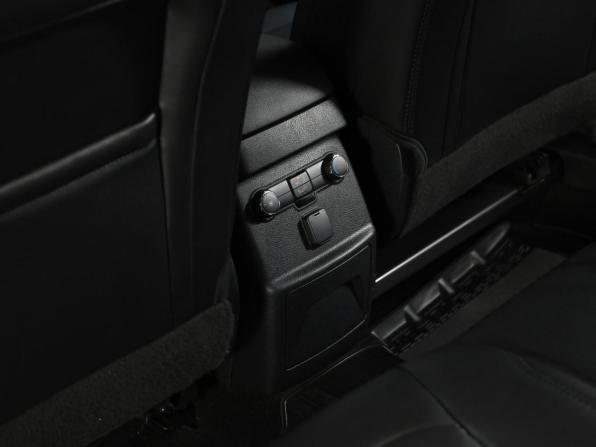 Ford Explorer V Рестайлинг с пробегом 2017 года, цена 2 049 000 рублей, 127000 км, внедорожник, Автокод Объявления