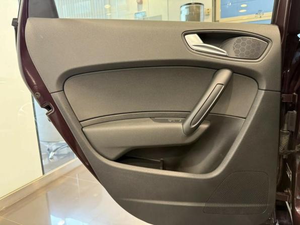 Audi A1 I (8X) Рестайлинг с пробегом 2015 года, цена 1 150 000 рублей, 150219 км, хэтчбек, Автокод Объявления