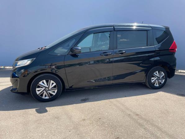 Honda Freed II с пробегом 2017 года, цена 1 550 000 рублей, 123223 км, компактвэн, Автокод Объявления