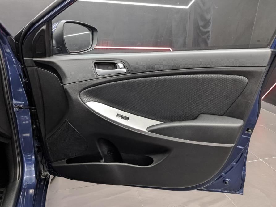 Hyundai Solaris I Рестайлинг Москва  - изображение 23