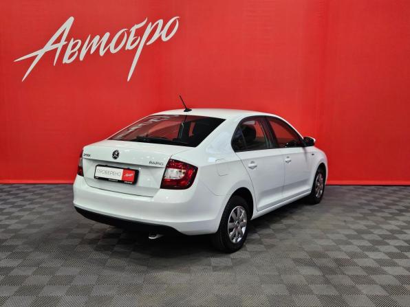 Skoda Rapid I Рестайлинг с пробегом 2019 года, цена 1 279 000 рублей, 99394 км, лифтбек, Автокод Объявления