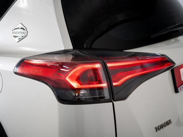 Toyota RAV4 IV (XA40) Рестайлинг с пробегом 2017 года, цена 2 180 000 рублей, 269152 км, внедорожник, Автокод Объявления