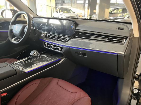 Новый Hongqi HS5 I Рестайлинг 2025 года, цена 4 699 000 рублей, внедорожник, Автокод Объявления