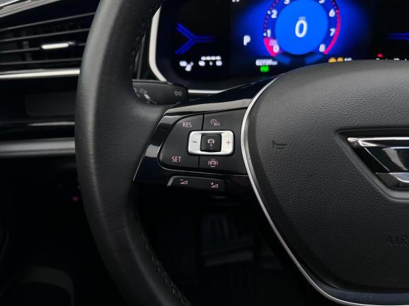 Jetta VS5 I Рестайлинг с пробегом 2023 года, цена 1 999 000 рублей, 82735 км, внедорожник, Автокод Объявления