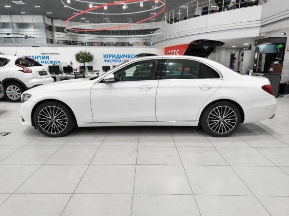 Mercedes-Benz E-Класс V (W213 S213 C238) с пробегом 2016 года, цена 2 180 000 рублей, 250127 км, седан, Автокод Объявления
