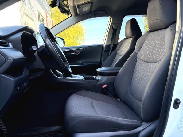 Toyota RAV4 V (XA50) с пробегом 2021 года, цена 2 990 000 рублей, 137630 км, внедорожник, Автокод Объявления